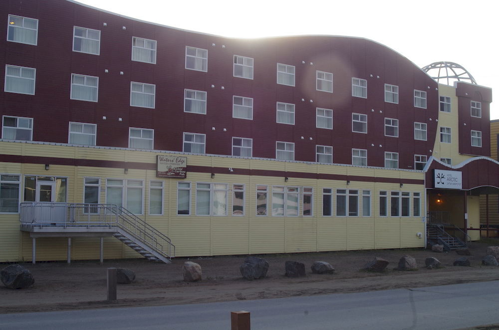 Hotel Arctic Iqaluit Exterior foto